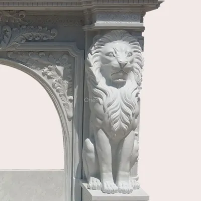 Mantel da lareira em mármore branco com estátuas de leão