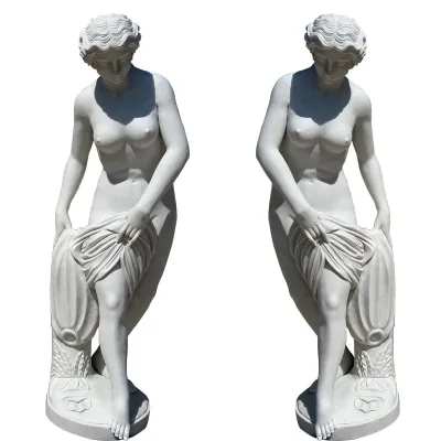 Coppia di sculture in pietra femminile con statua di donna in marmo bianco a grandezza naturale