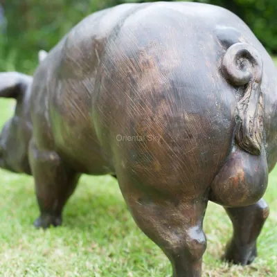 Life Size Bronze Pig Statue Metal Park Sculpture 