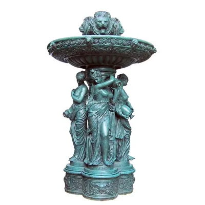 Fontana d'acqua in bronzo all'aperto con statue di Lady Season