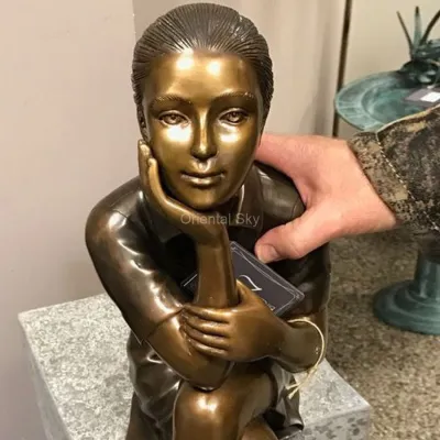 Estátua de Bronze Menina Pensando em Metal Jardim Escultura Infantil