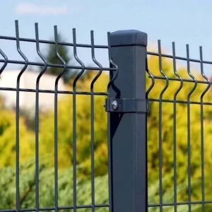Systèmes de panneaux de clôture en fil soudé
