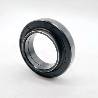 Oil seal Front Axle Seal Kubota L2201DT AQ7745E Size 35*58*13/17 / 35*58*17 OEM 37650-43500 for Japan Farm Tractors