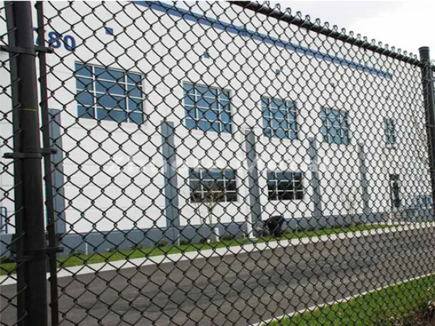 8 Advantages Of Chain Link Fencing