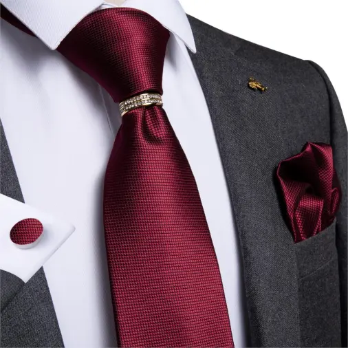 Corbatas clásicas 100% poliéster rojo para hombre