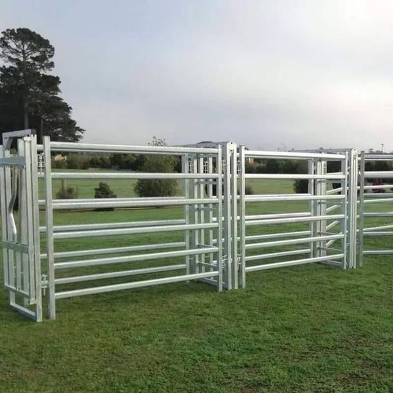 Double wire fence, Chain link fence, Temporary fence, Cattle fence, Crowd control barrier, Razor