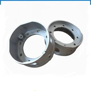 Aluminum alloy die castings have many advantages than other castings, such as good surface, lightweight, corrosion resistance, etc., especially in automobile lightweight, aluminum alloy castings have been widely used in the automotive industry.



   1. A