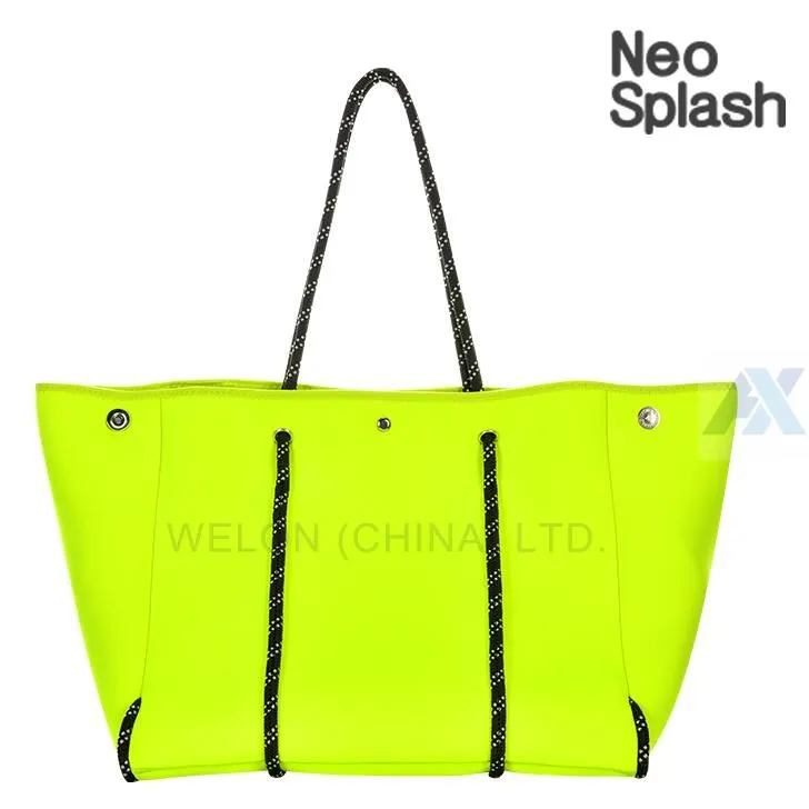 Why a Neoprene beach bag is your best ally for a holiday – Pop Ups