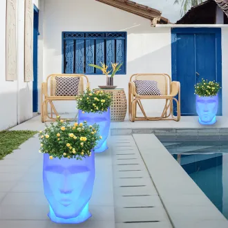 LED Lighted Planter Pots / LED Flower Pot Wholesale