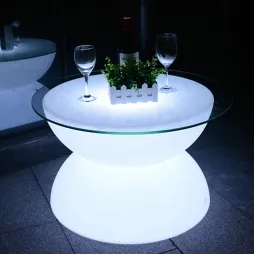 طاولة كوكتيل LED ذات سطح مستدير من البولي إيثيلين للاستخدام الخارجي والداخلي