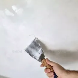 How to Use Wall Putty