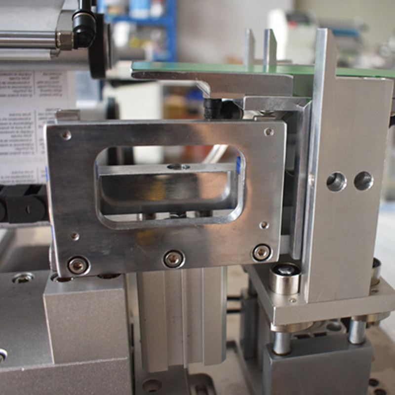 Semi Automatic Flag Tagging Machine for Cables Wires etc.