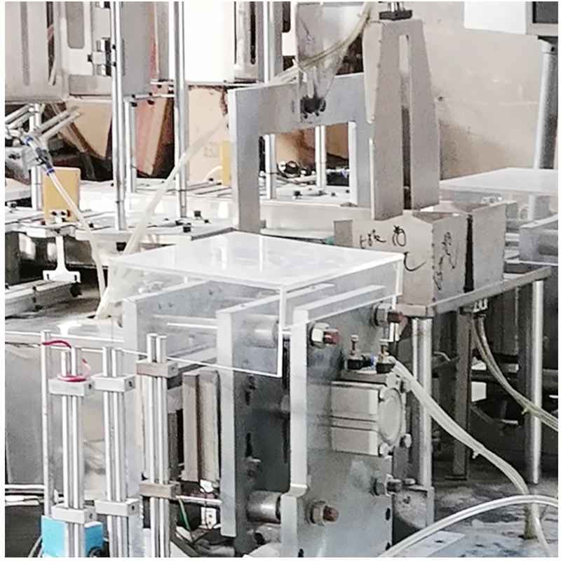 Automatic disposable TPE gloves folding packing machine