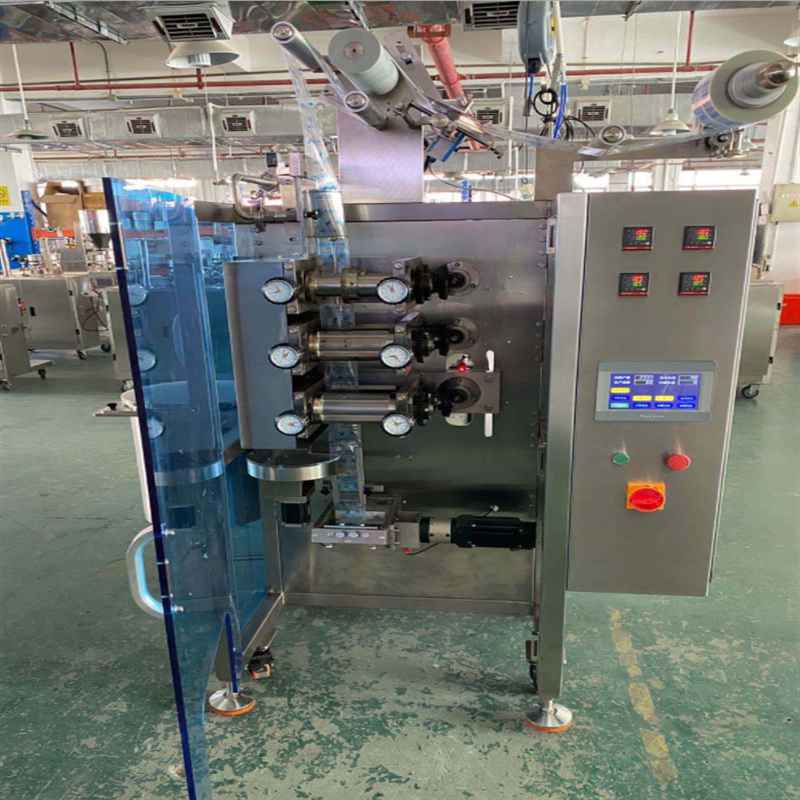 Automatic continuous liquid sauce sachet packing machine