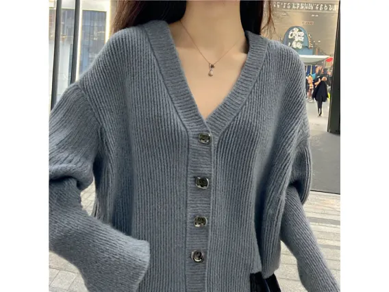 3 Sweater Design Solution Ideas for Easy Style