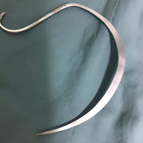 Another key advantage of biopsy forceps for Otolaryngology is their versatility. These instruments come in a variety of sizes and shapes to accommodate different anatomical structures and tissue types. This versatility allows surgeons to tailor their approach to each individual patient, ensuring optimal results. Additionally, biopsy forceps can be used in conjunction with other tools and techniques, further enhancing their utility in Otolaryngology procedures.