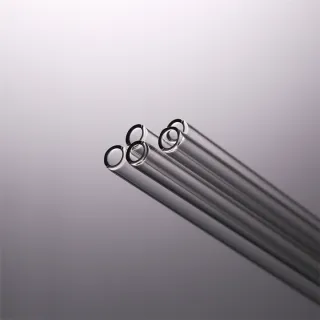 orosilicate glass tubing has a low expansion rate and high chemical resistance, which makes it the most popular type of glass for laboratory use. Our borosilicate glass tubing has a wall thickness of 1mm to 1.2mm, and is available in various pack sizes.