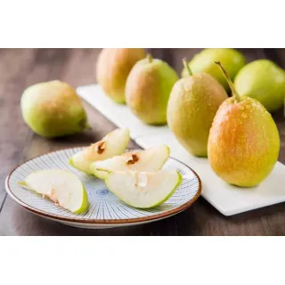 Fengshui Pear are sometimes used in savory dishes to add sweetness and acidity.
