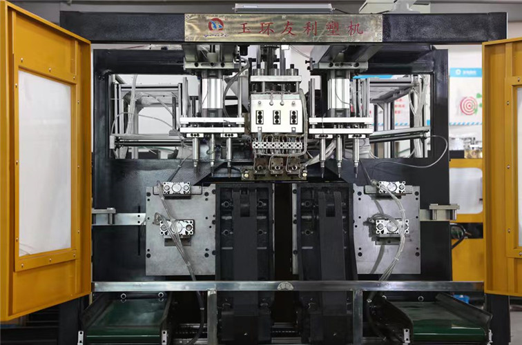 Blow molding machines support the production of containers with varying neck finishes, accommodating different types of closures and caps.
