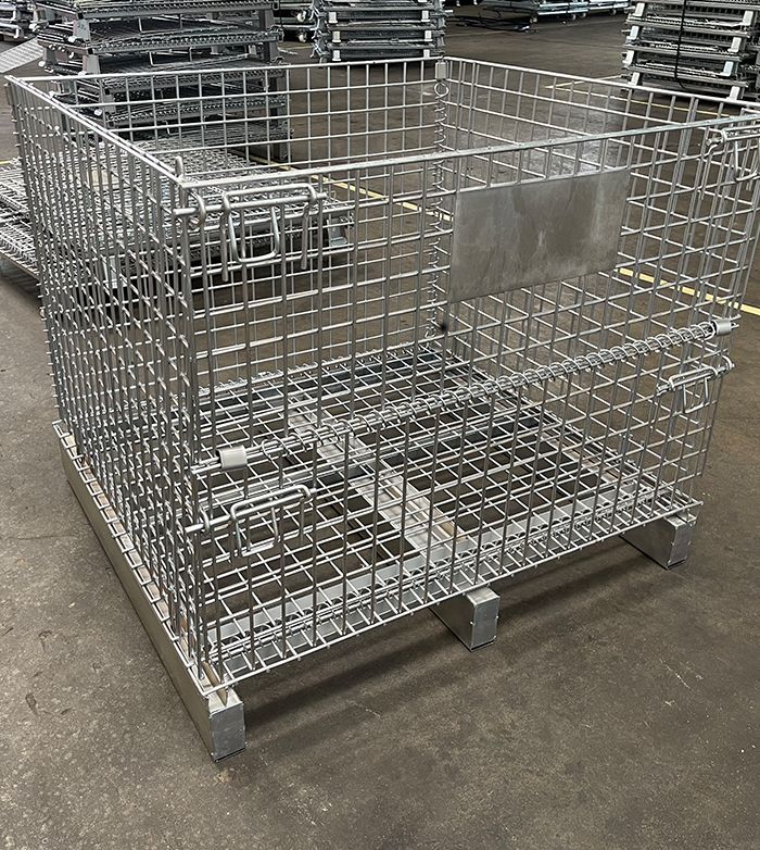 Industrial Wire Mesh Containers are built to withstand heavy loads and demanding environments.