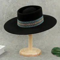 Cappello in feltro di lana a tesa selvaggia per donna