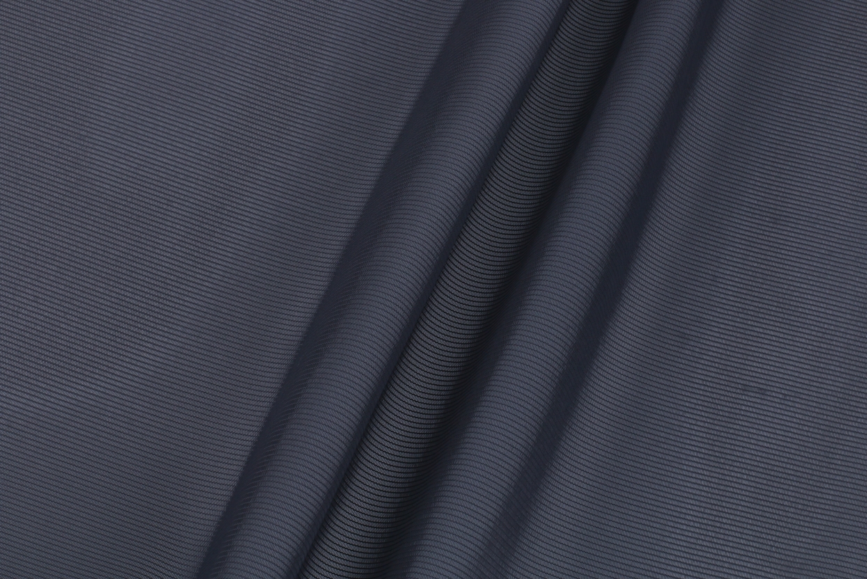 What Are the Pros and Cons of Polyester Spandex?