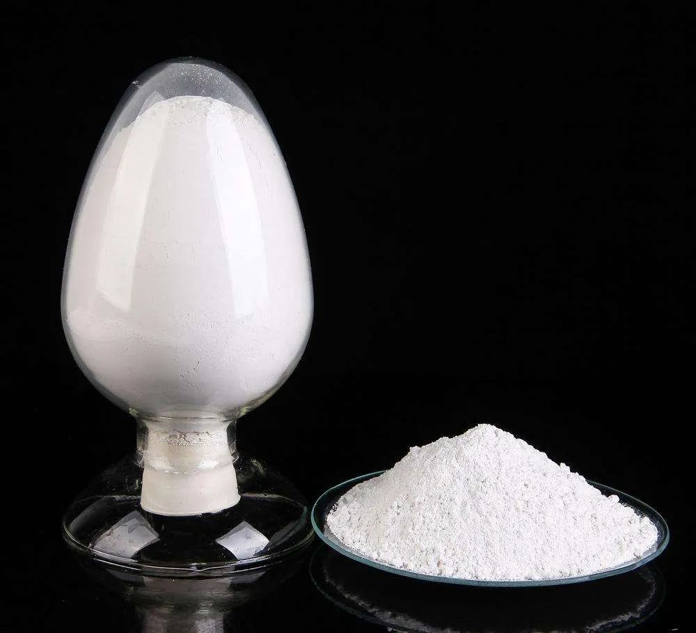 Surface modification treatment of magnesium hydroxide