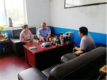 Mr. Sergei Kortoin, the Director of Goriachyee Krendiel Sever, LLC Visited Jinan Huafeng Printing Co., Ltd