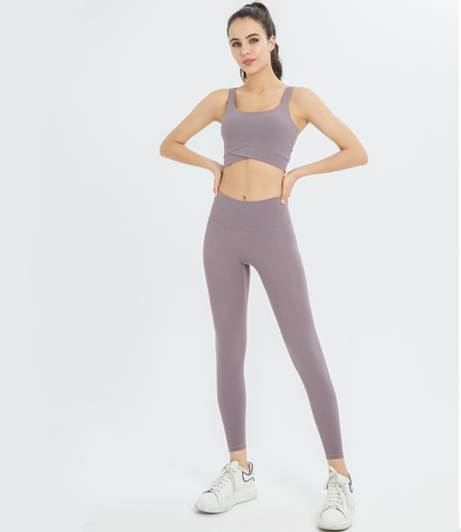 OEM Customized Nude Yoga Activewear