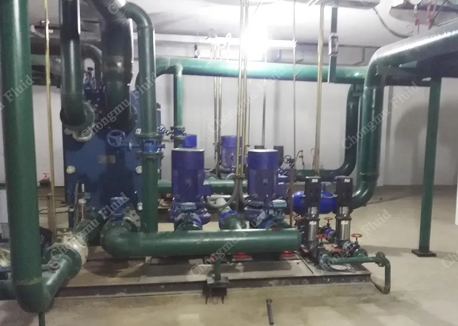 Pipeline pumps are used in the pump room of the residential property