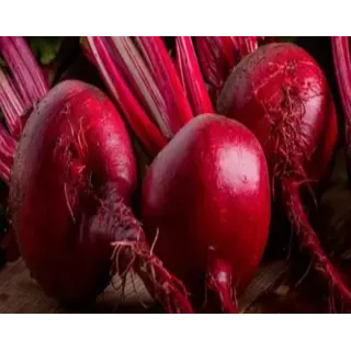 Beetroot is rich in vitamins, minerals and nutrients and it without doubt is a ‘super-food’. It helps to treat anemia, indigestion, constipation, piles, kidney disorders, dandruff, gall bladder disorders, cancer and heart disease. Beetroot also helps to improve blood circulation, helps to deal with respiratory problems and even prevents cataracts.