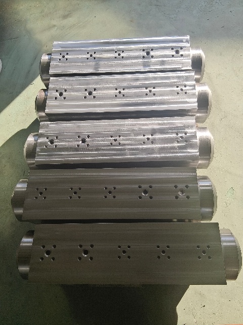Meivalve Company provides temperature and pressure measuring sleeves for customers in the United Arab Emirates.