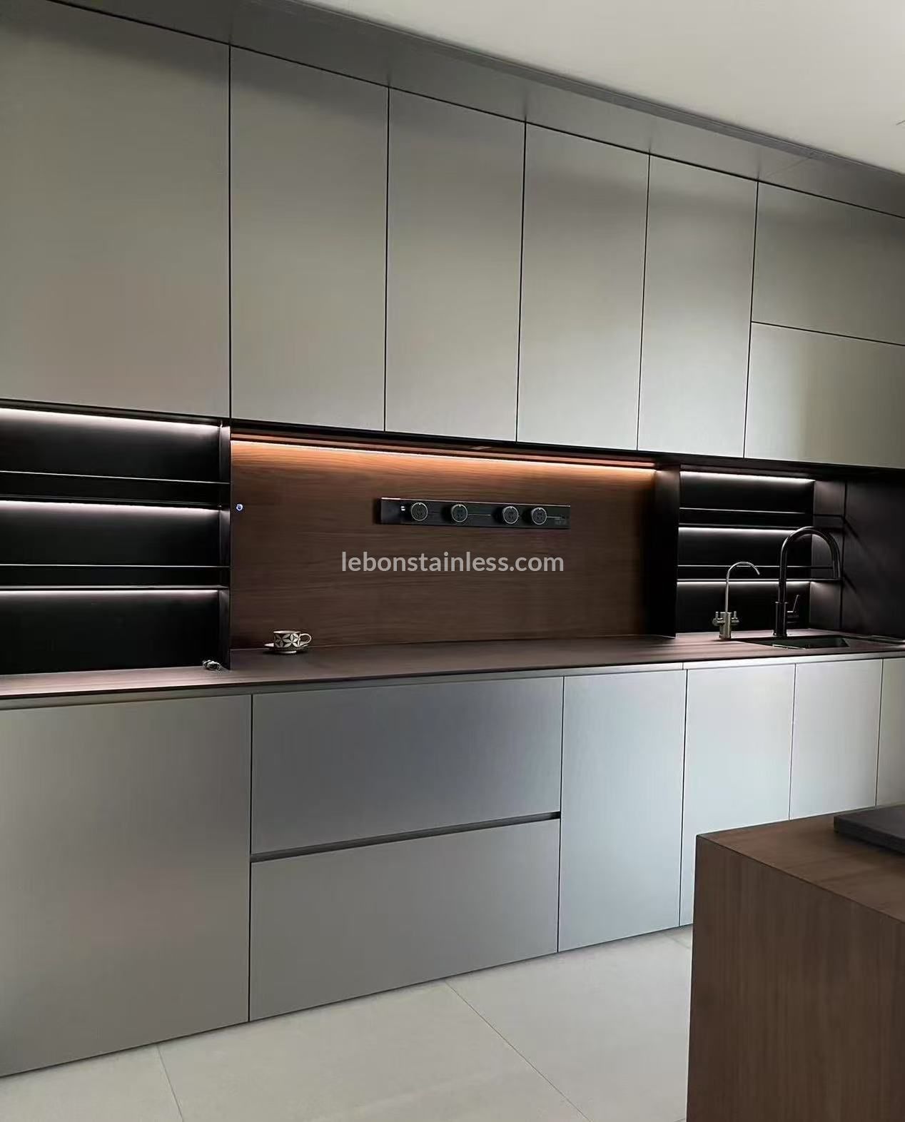 Achieving Perfect NO.4 & HL Finishes with LEBON's Advanced Technology