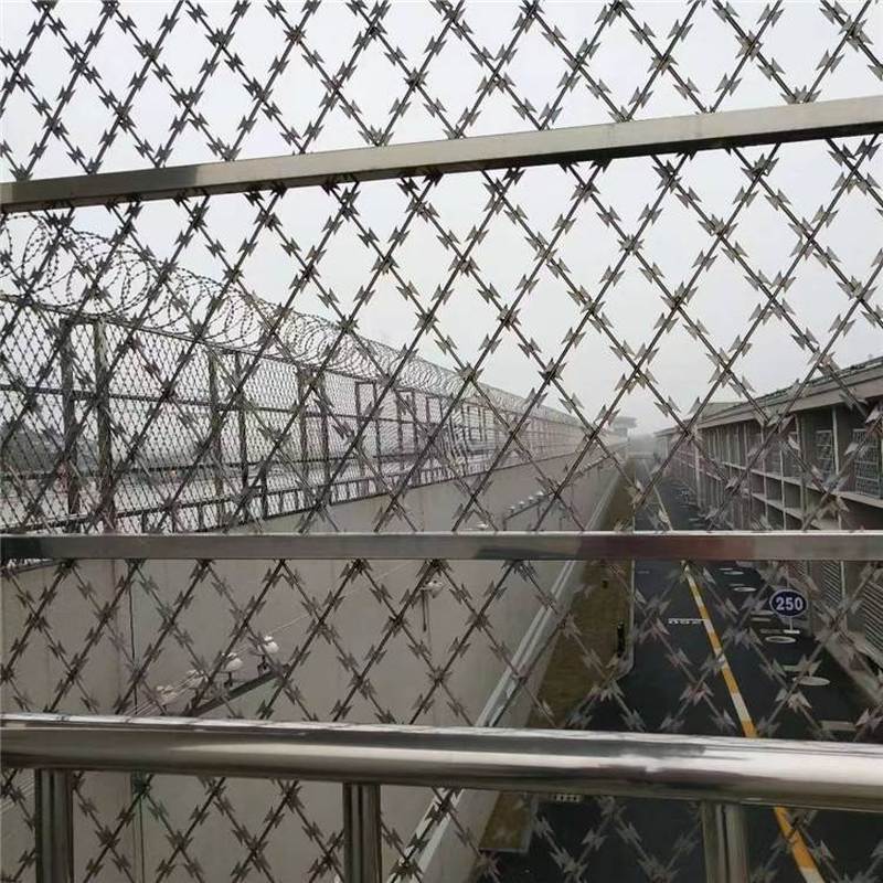 Welded Razor Wire Mesh Panel