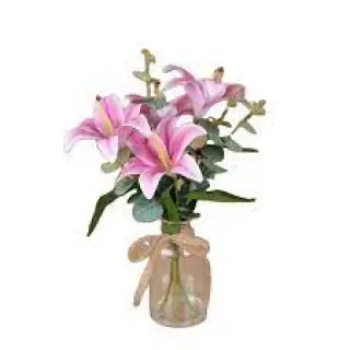 Silk lilies are the perfect flower to incorporate into your wedding decor.