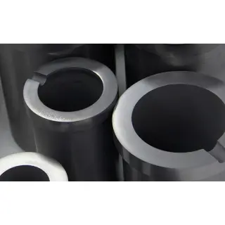 The main raw material of carbon graphite crucible is crystalline natural graphite. Therefore, it maintains the original physical and chemical properties of natural graphite. That is: it has good thermal conductivity and high-temperature resistance. In the
