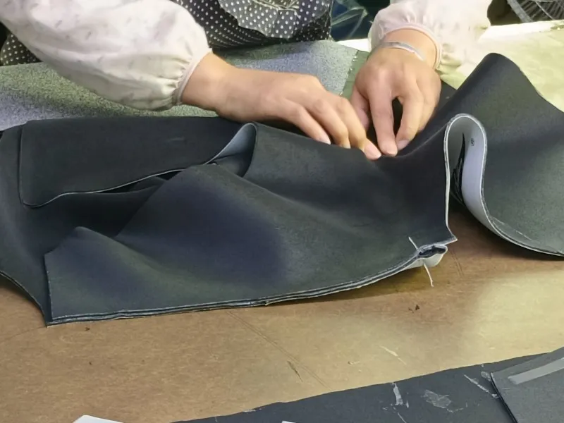 How do the manufacturer proceed the gluing process for wetsuit？