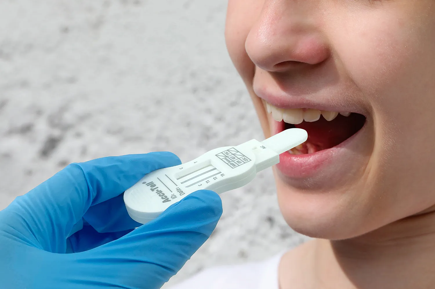 Kit de test de salive multi-drogues Accu-Tell | Dpistage rapide des  mdicaments dans le liquide oral