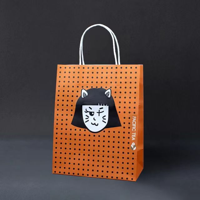 Go Green with Custom Kraft Paper Bags: Eco-Friendly Packaging Solutions