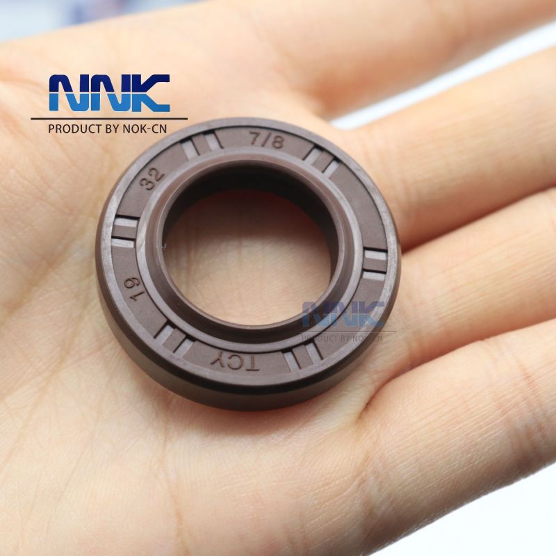 TCY Rubber Covered Double Lip w/Garter Spring 19*32*7/8 Oil Seal
