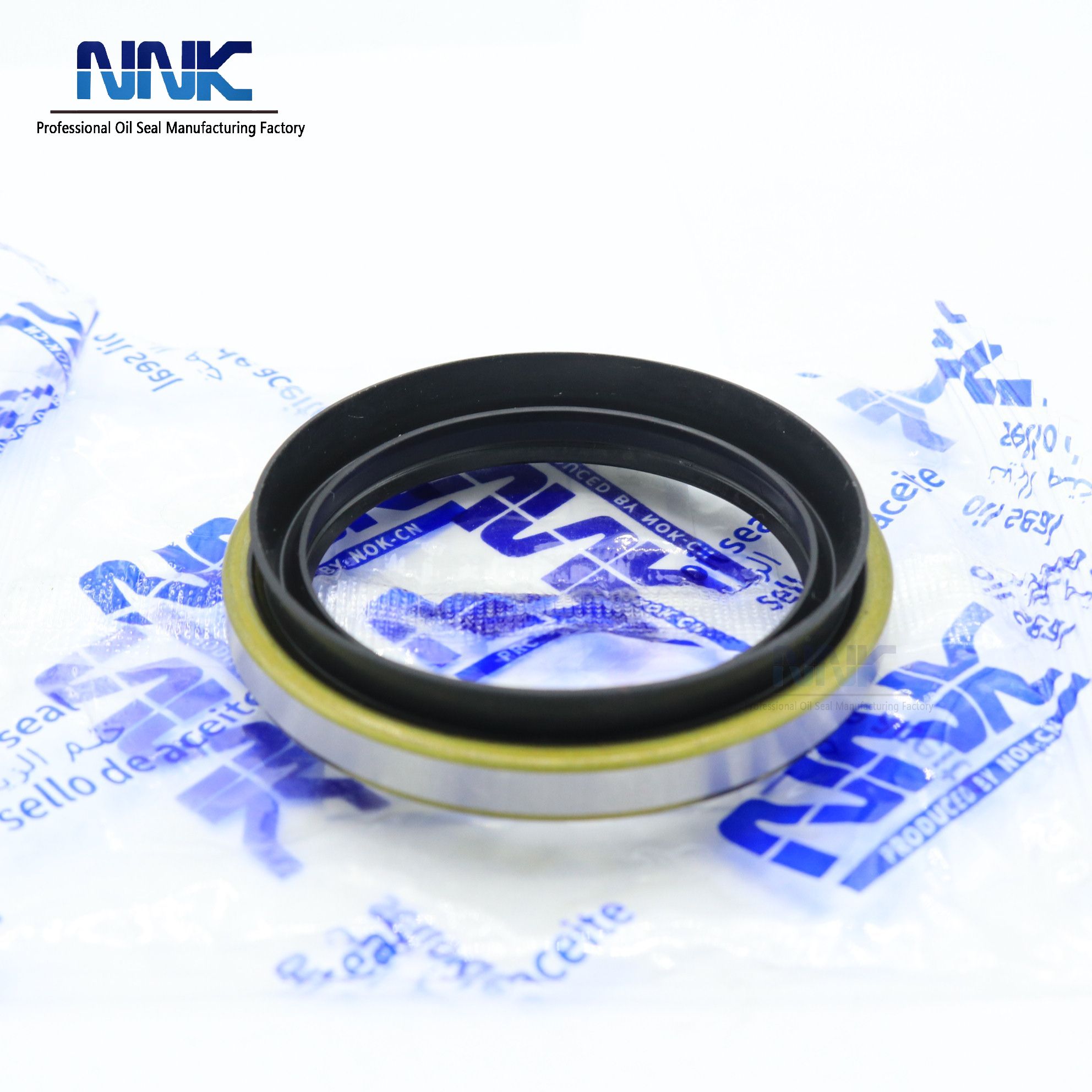 Wheel Hub Oil Seal 52*68*7/13 OEM 515456 (F404) Auto Oil Seal For KIA