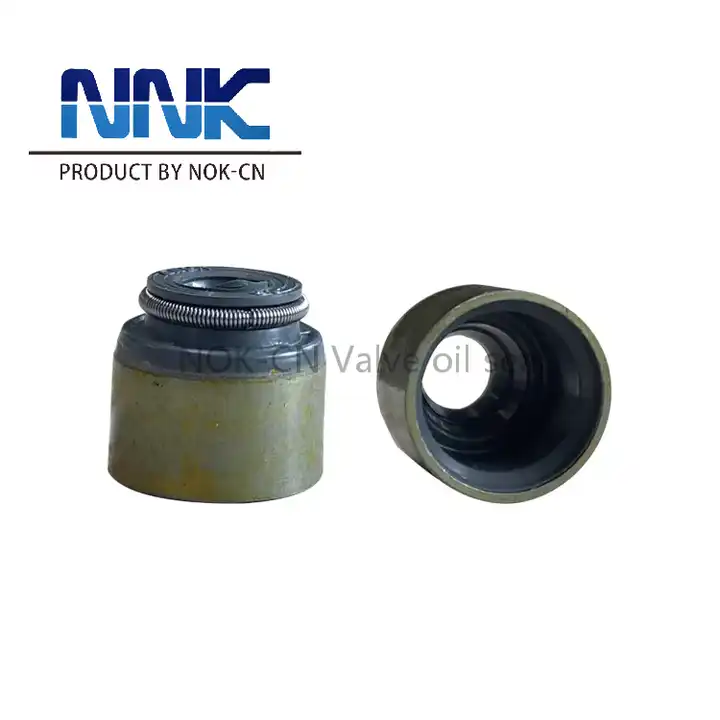 OEM1320784A00 Valve Stem Oil Seal FKM Engine Valve Seal For Nissan
