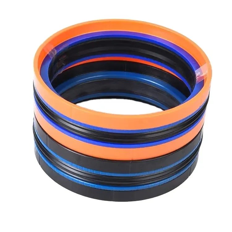 What are the two main types of hydraulic seals are termed?
