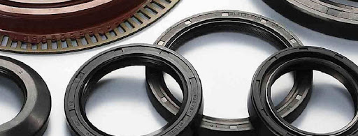 Tractor Oil Seals: Key Components