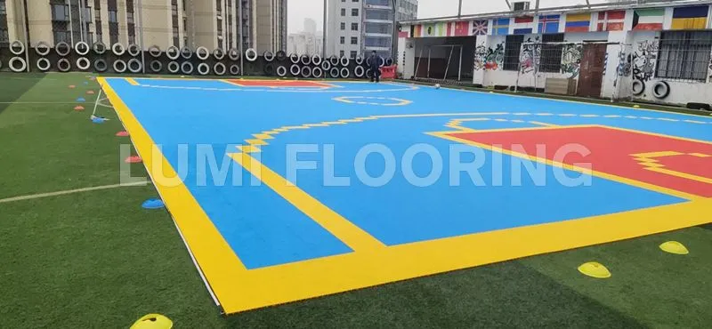 Kindergarten Flooring Snails Suspended Interlocking Tiles With Soft Feet Design