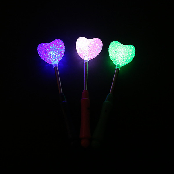 Multi colori bambini che giocano giocattoli LED Glow Stick a forma di cuore di rosa