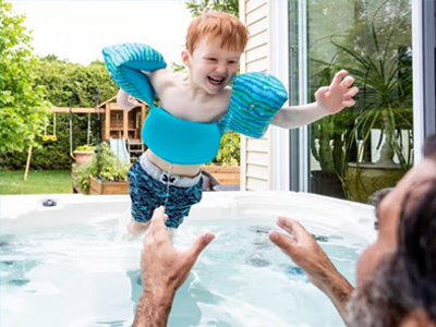 Building Water Confidence: How Swim Vests Enhance Toddler Safety & Independence