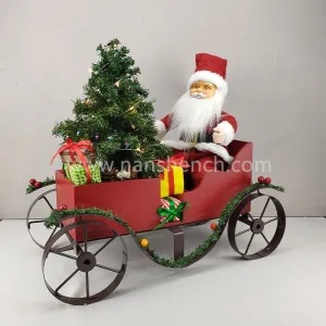 Babbo Natale seduto su una slitta