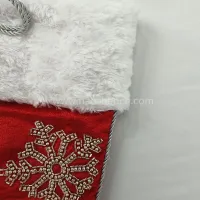 为节日礼品袋绘制圣诞袜