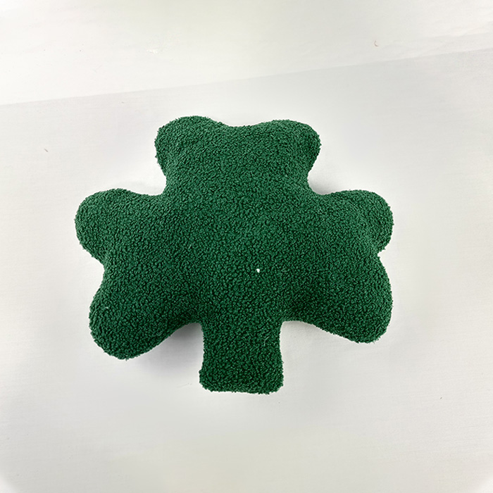 Lucky Clover Green Leaves St PatricKs Day Throw Pillow